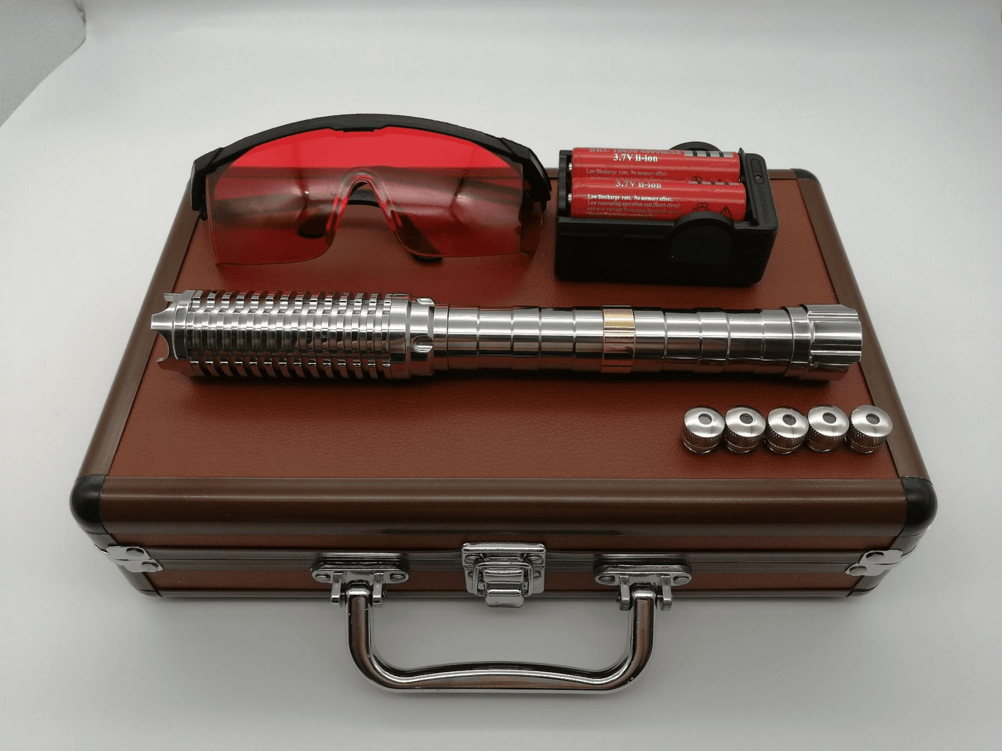 超高出力3000mW 青色レーザーポインター 軍用グレード 高輝度 長距離照射 焦点調整機能付き 充電式 高耐久モデル 実験 研究 アウトドア用 光点 - 光点