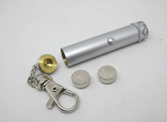 5mW 赤色レーザーポインター 5in1 ポインターペン キーリング付き 小型携帯型 プレゼン 授業 会議 猫用おもちゃ 室内遊び対応 光点 - 光点