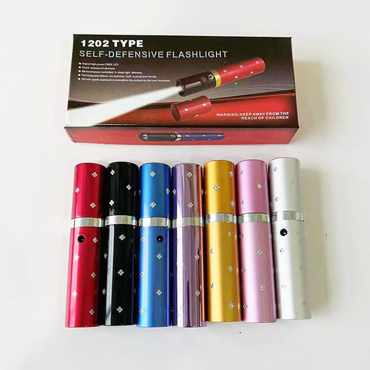 リップスティック型セルフディフェンスライト 直接充電式 LED懐中電灯 キーチェーン 多機能 女性向け 手のひらサイズ 通勤 夜道 アウトドア 自宅防犯 スタイリッシュ - 光点