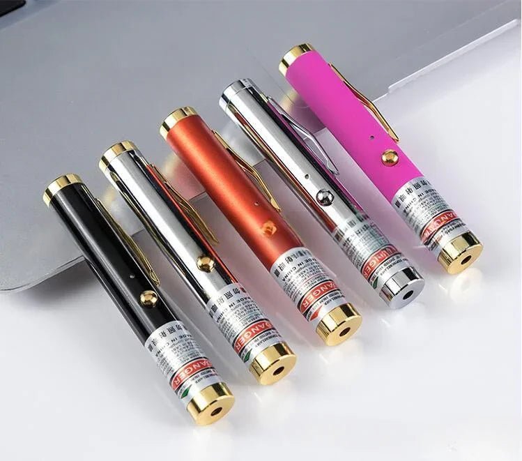 USB充電式 ペン型ミニレーザーポインター リチウム電池 緑赤レーザー 長距離指示用 筆夹式携帯設計 内オフィス 企業イベント 開業記念 周年祭 広告プロモーションに最適 光点 - 光点